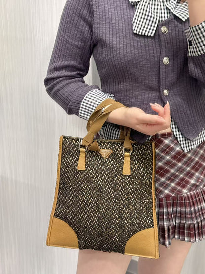Prada Tote Bag (Pre-Owned)