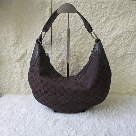 Gucci GG Canvas Half Moon Shoulder Bag Brown Hobo Underarm Style (Pre-Owned)