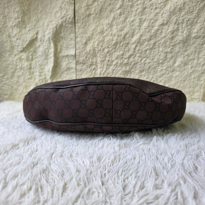 Gucci GG Canvas Half Moon Shoulder Bag Brown Hobo Underarm Style (Pre-Owned)