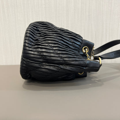 CHANEL Drawstring Bucket Chain Shoulder Handbag (Pre-Owned)