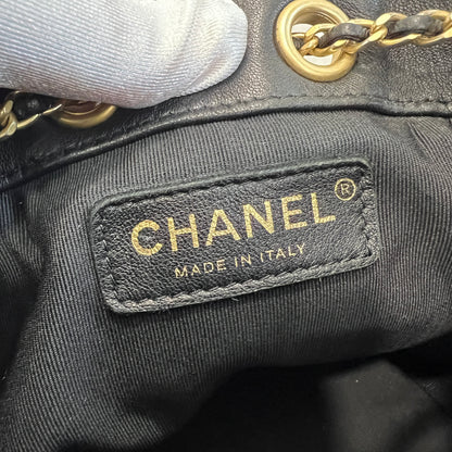CHANEL Drawstring Bucket Chain Shoulder Handbag (Pre-Owned)