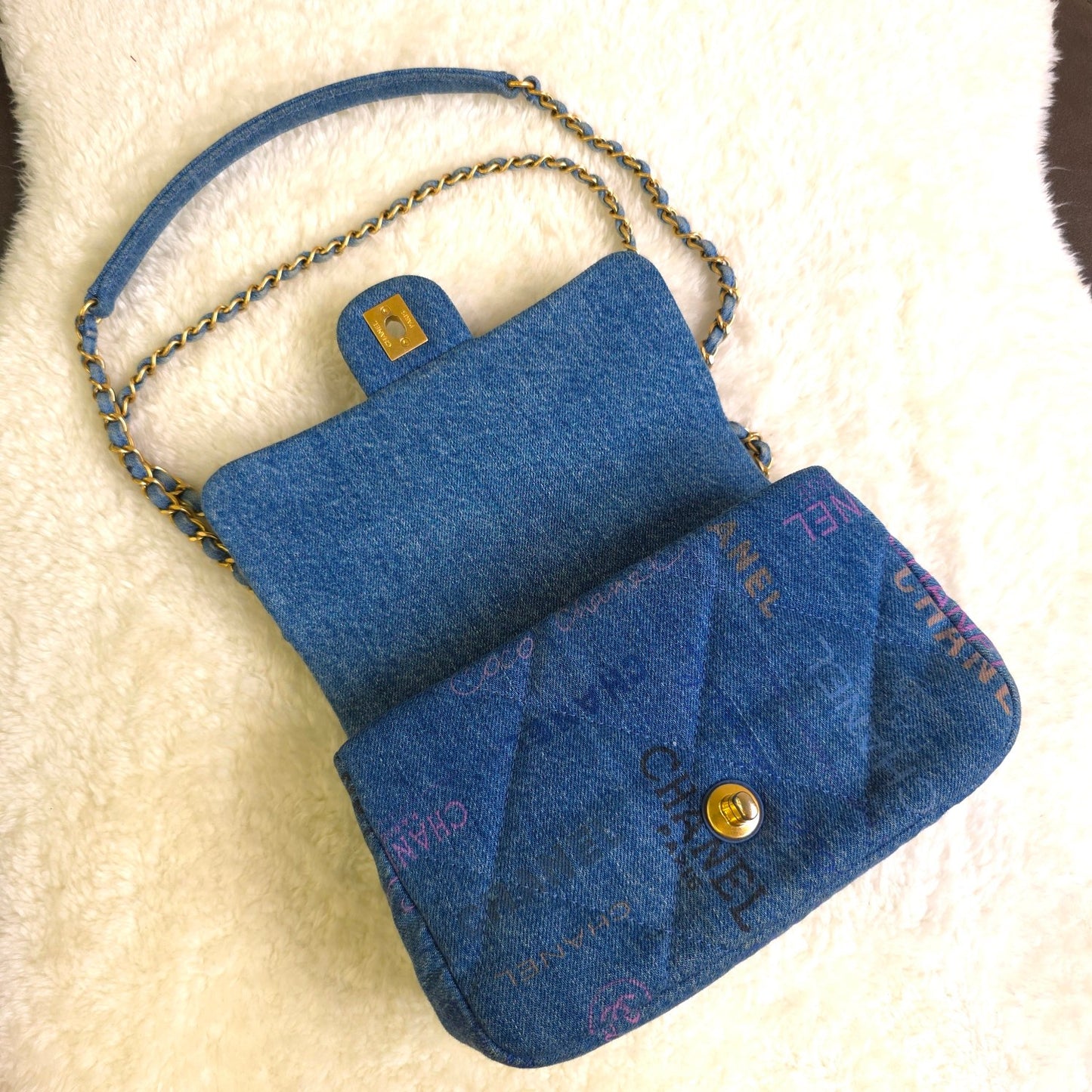CHANEL Classic Flap Denim Graffiti Shoulder Bag (Pre-Owned)