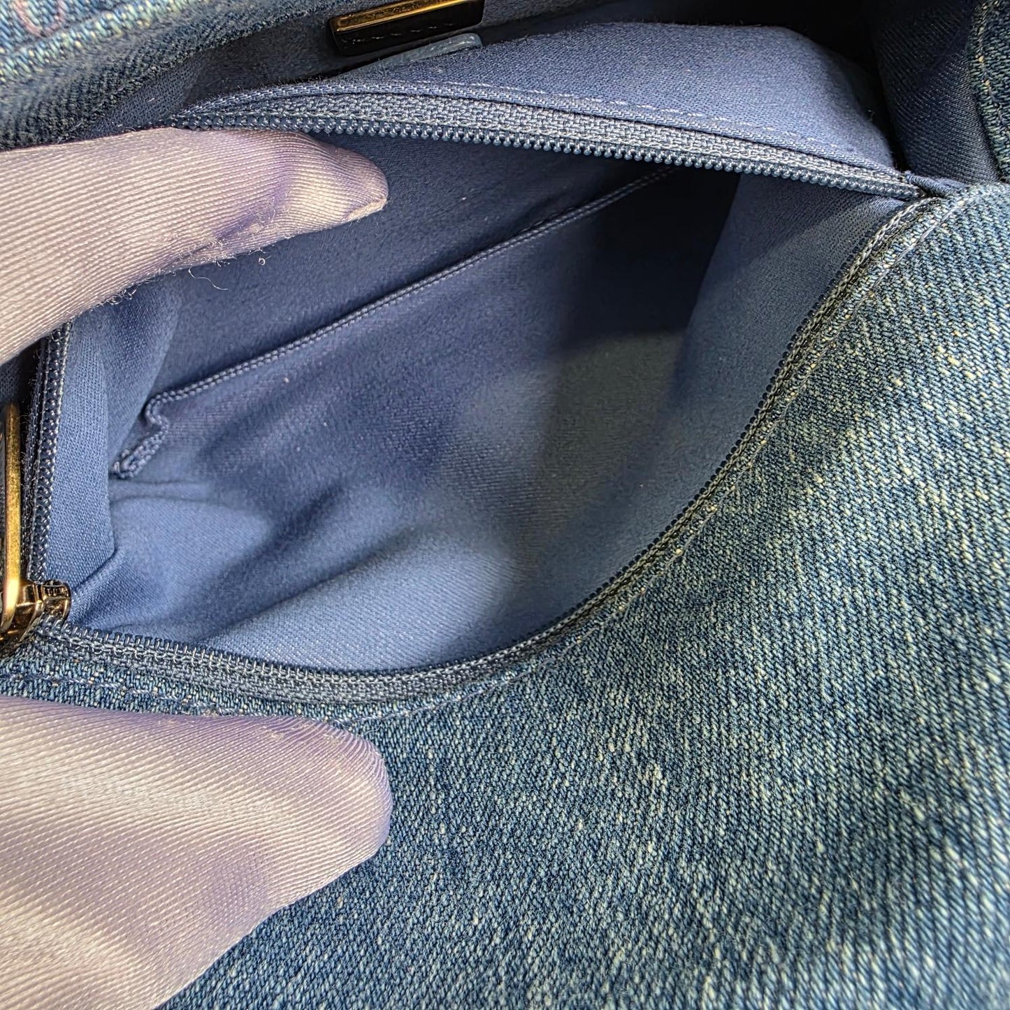 CHANEL Classic Flap Denim Graffiti Shoulder Bag (Pre-Owned)
