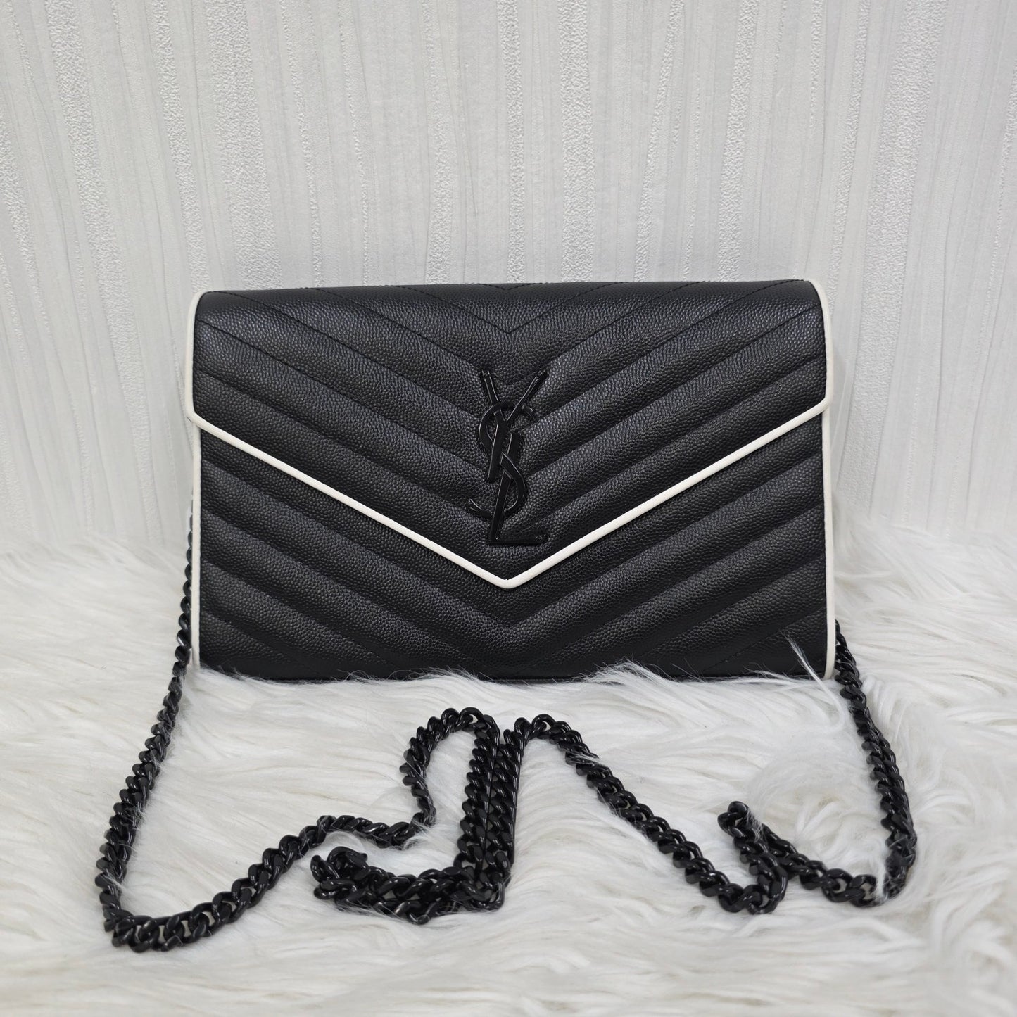 CHANEL Drawstring Bucket Bag Black Leather Chain Shoulder Bag (Pre-Owned)