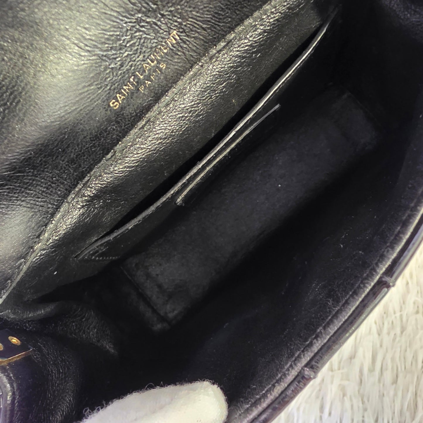 Saint Laurent Vicky Patent Leather Chain Shoulder Bag (Pre-Owned)