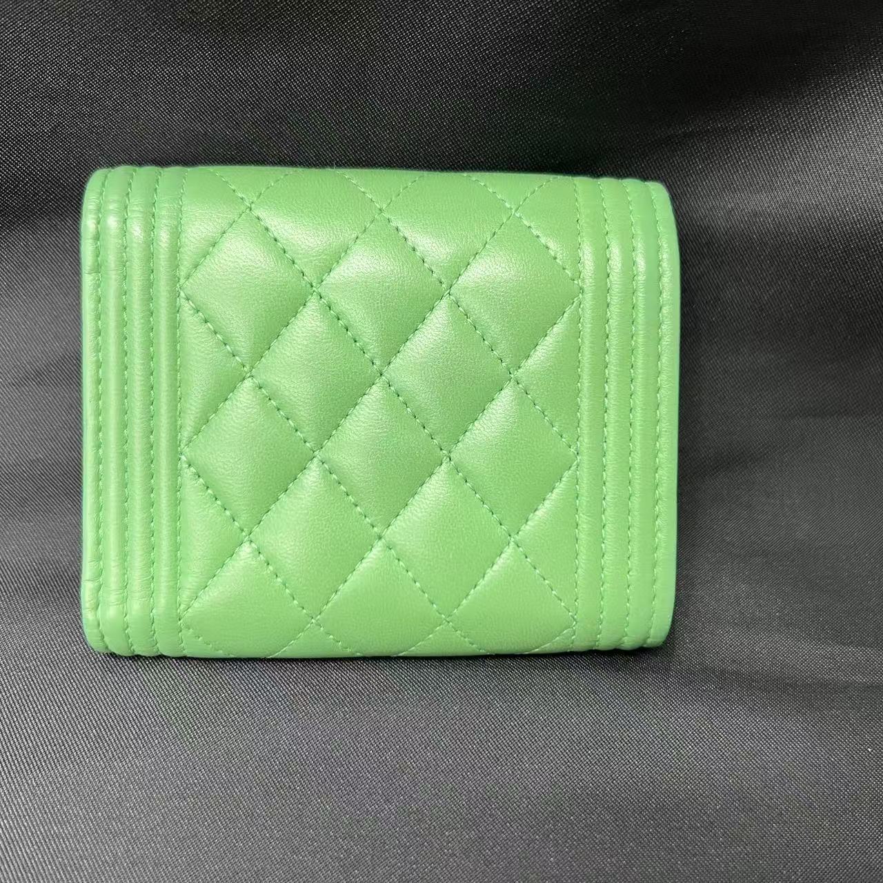 CHANEL Boy Trifold Wallet Mint Green Lambskin (Pre-Owned)