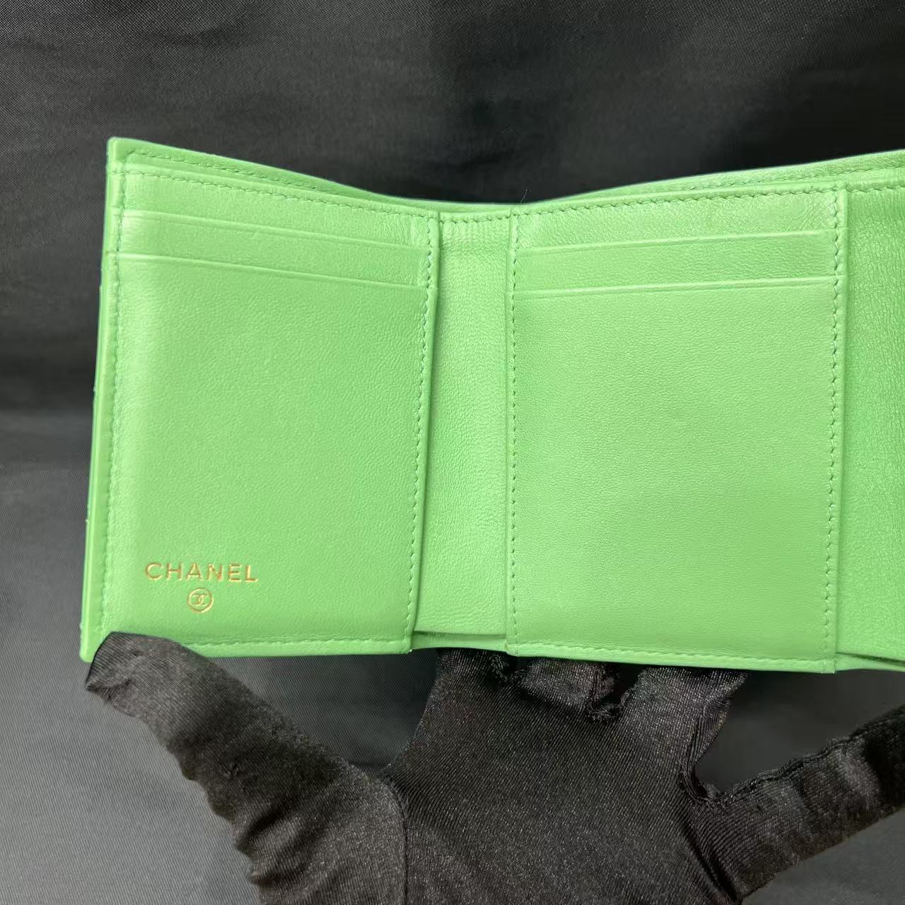 CHANEL Boy Trifold Wallet Mint Green Lambskin (Pre-Owned)