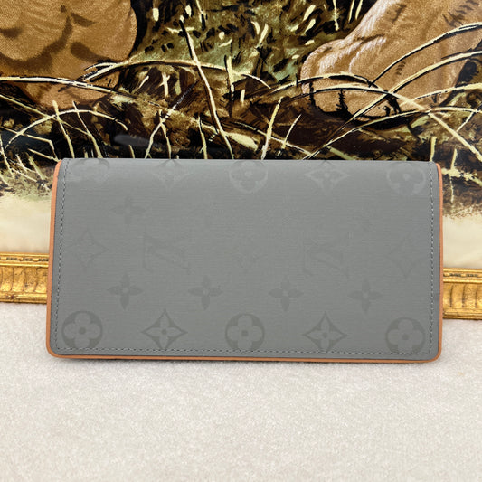Louis Vuitton Brazza Long Wallet (Pre-Owned)