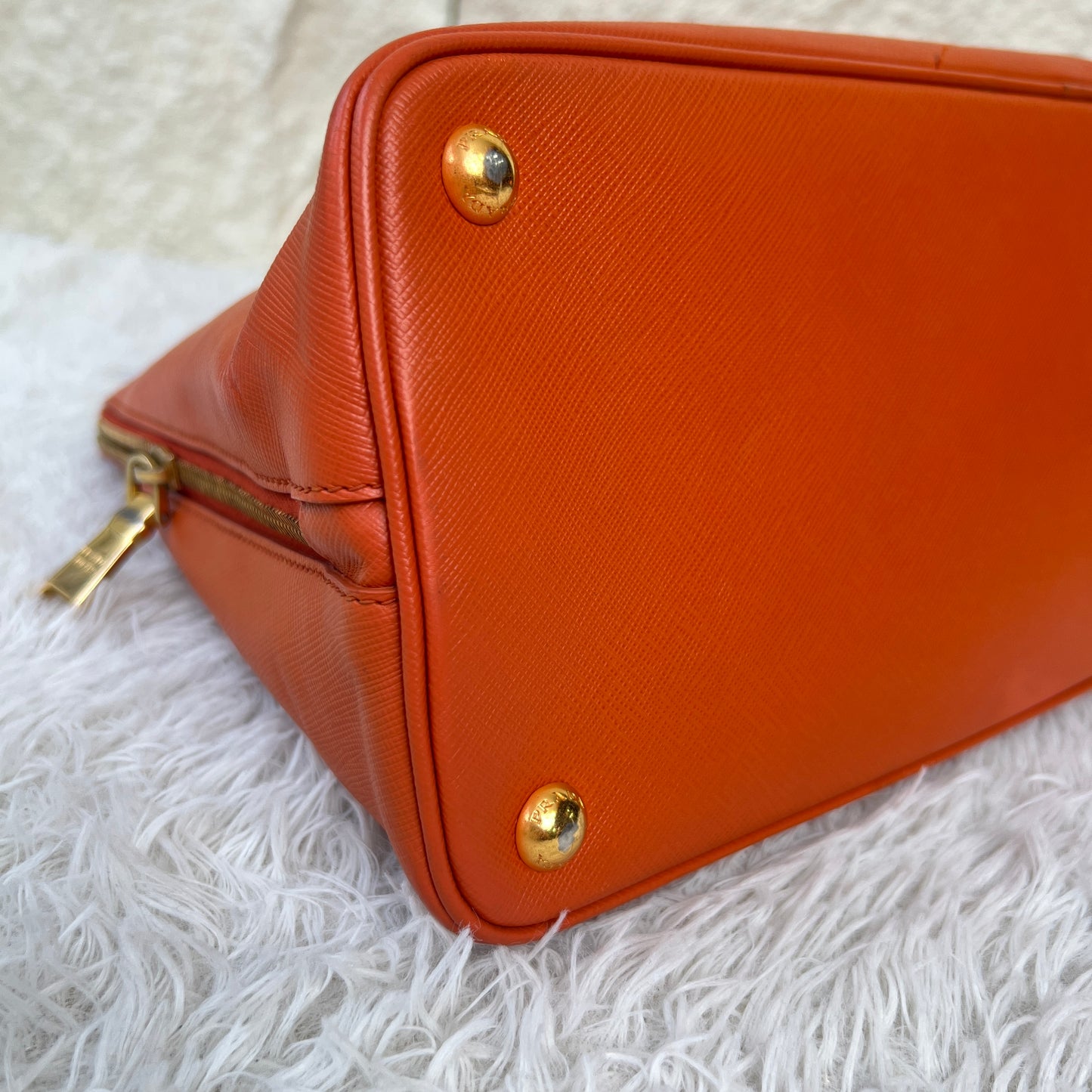 PRADA Saffiano Shoulder Bag (Pre-owned)