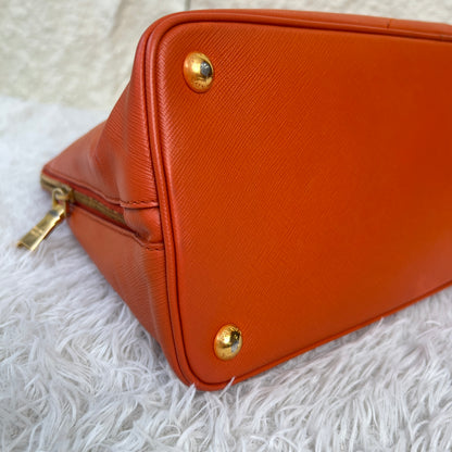 PRADA Saffiano Shoulder Bag (Pre-owned)