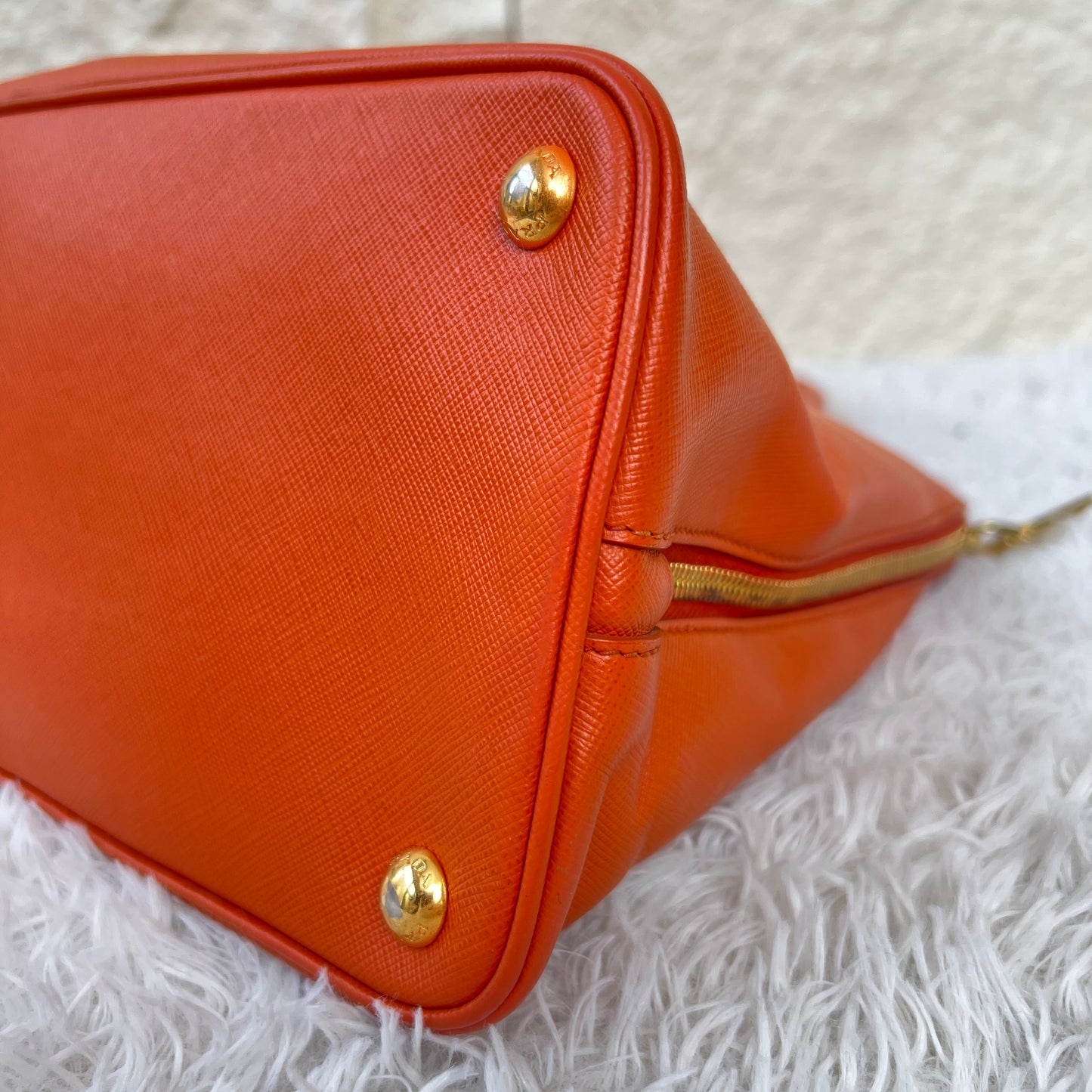 PRADA Saffiano Shoulder Bag (Pre-owned)