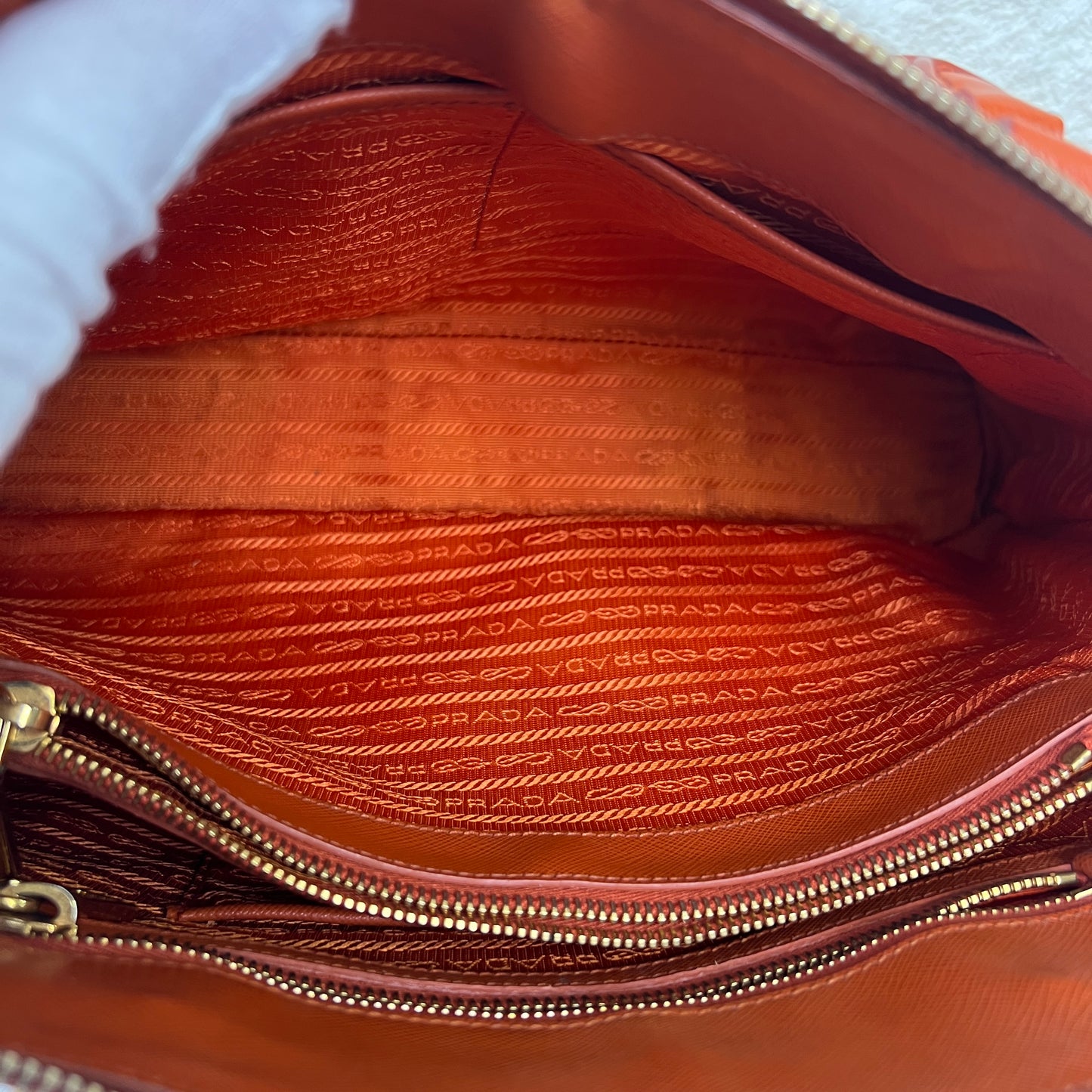 PRADA Saffiano Shoulder Bag (Pre-owned)