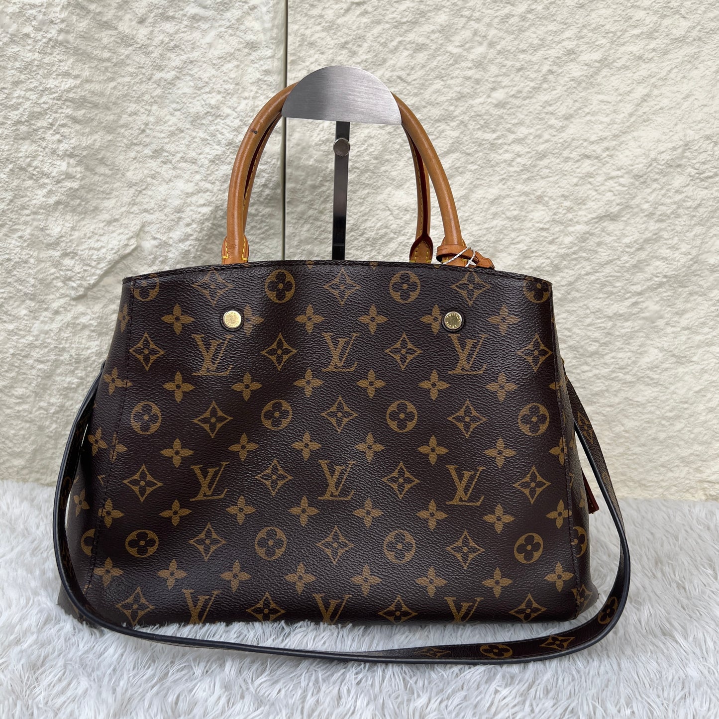 Louis Vuitton Monogram Montaigne (Pre-Owned)