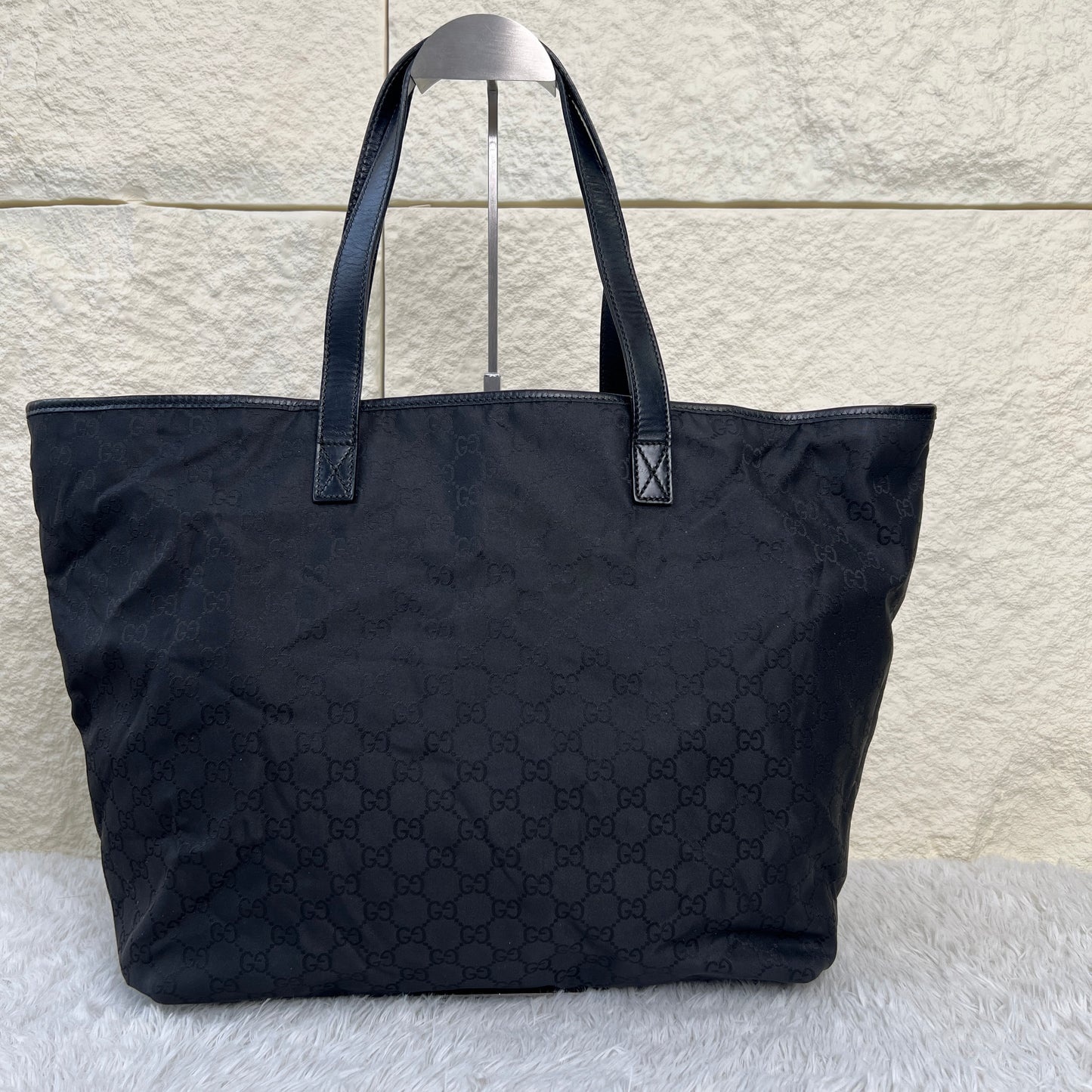 Gucci GG Nylon Tote Bag (Pre-Owned)