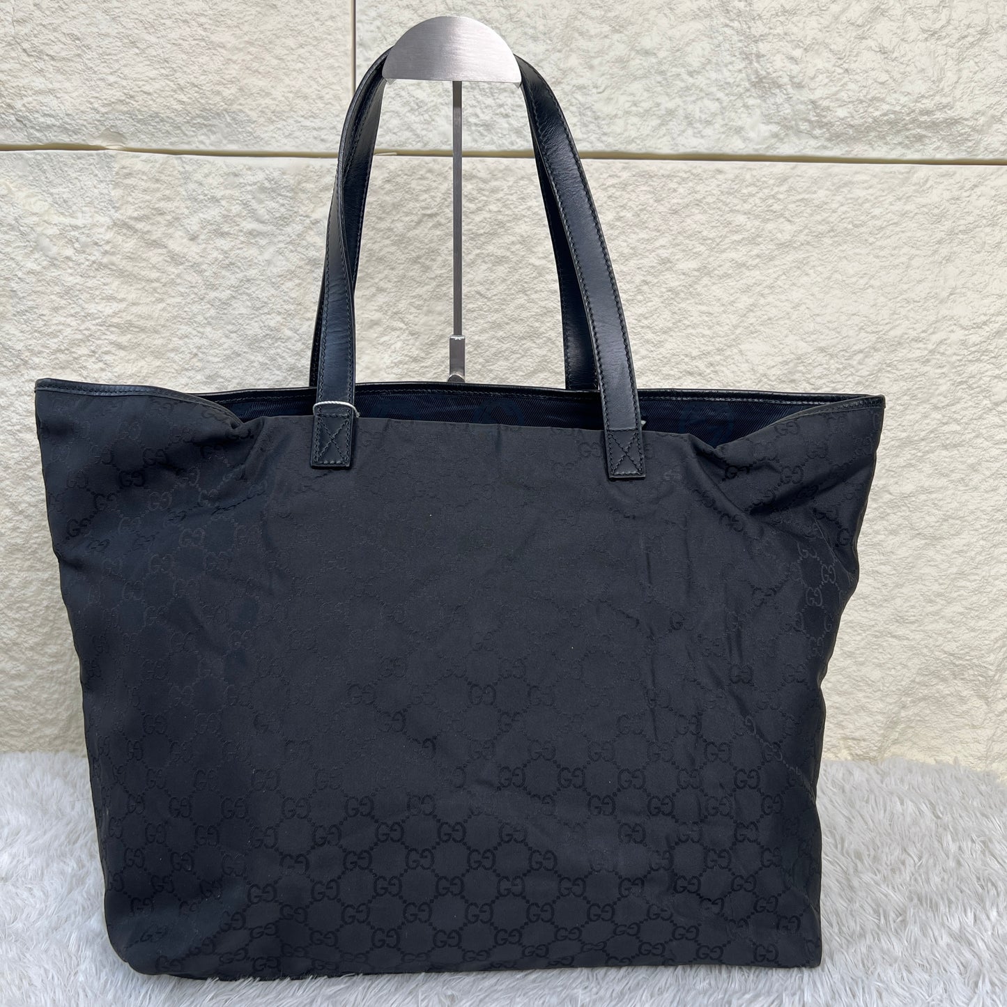 Gucci GG Nylon Tote Bag (Pre-Owned)