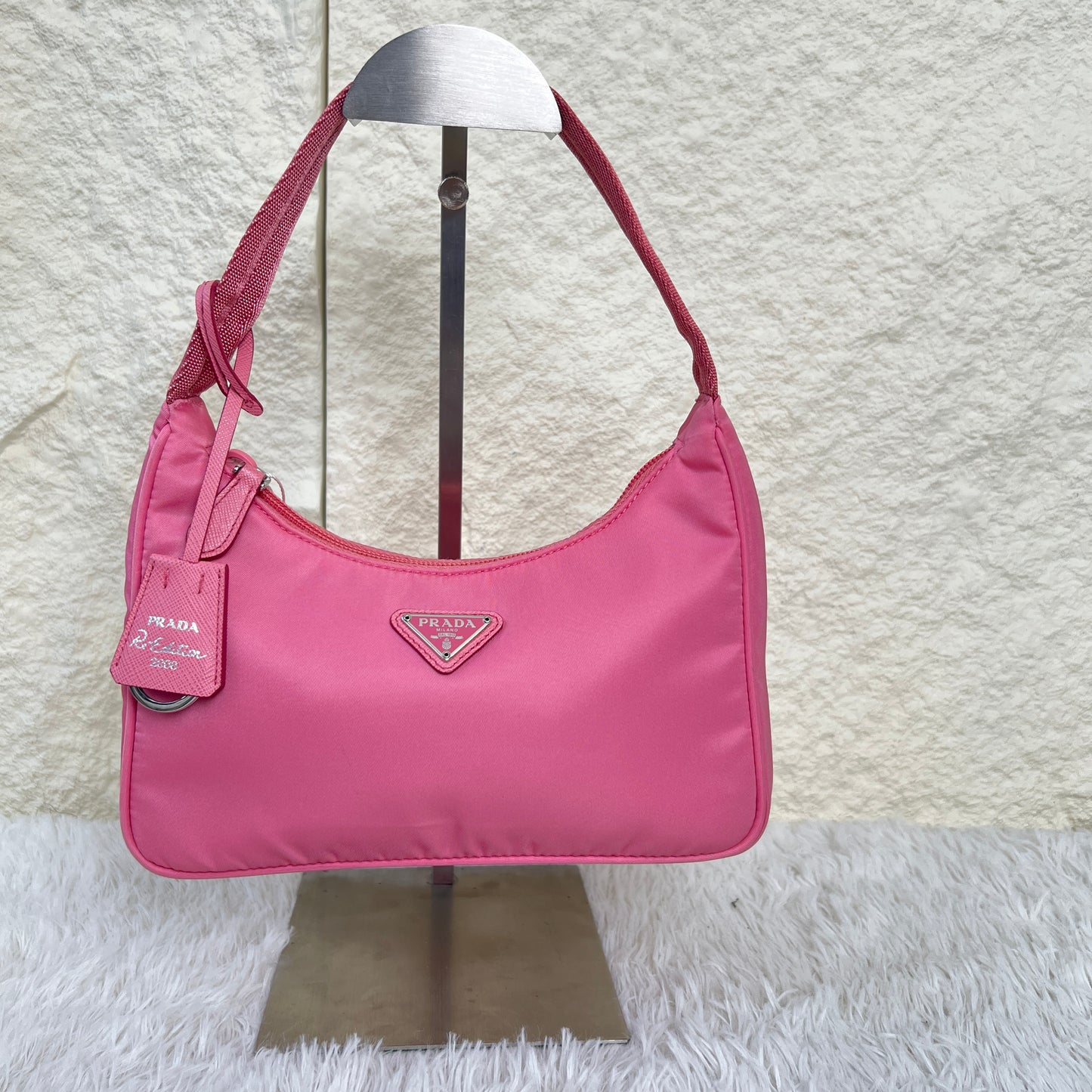 PRADA Re-Edition 2000 Nylon Shoulder Bag (Pre-Owned)