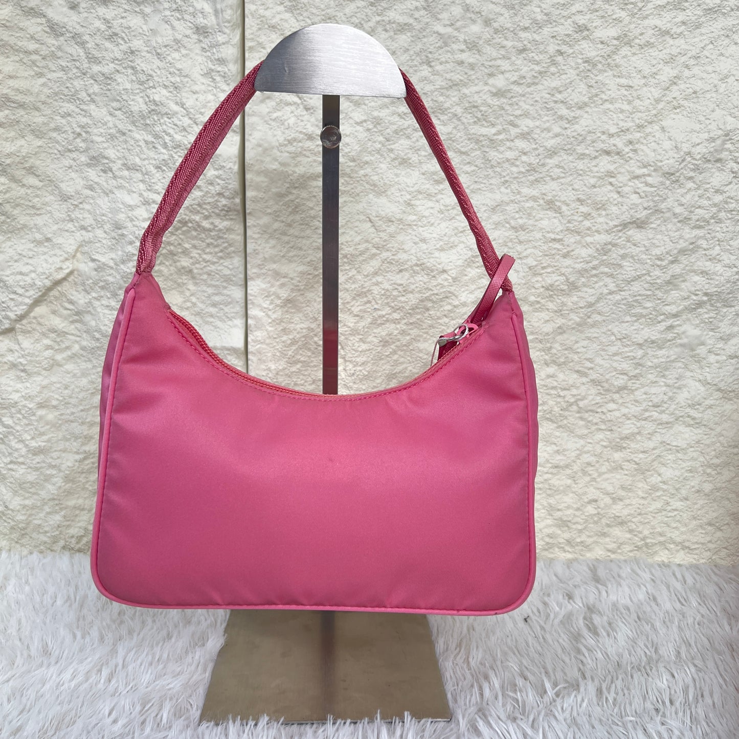 PRADA Re-Edition 2000 Nylon Shoulder Bag (Pre-Owned)