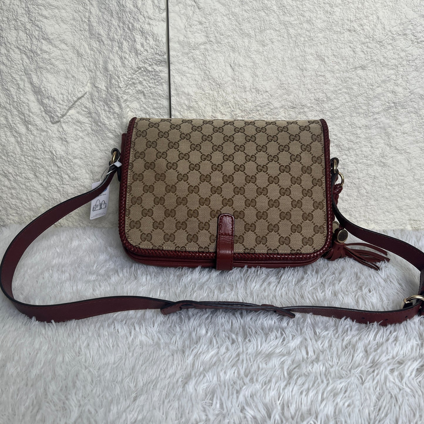 Gucci GG帆布翻盖单肩包（二手） 