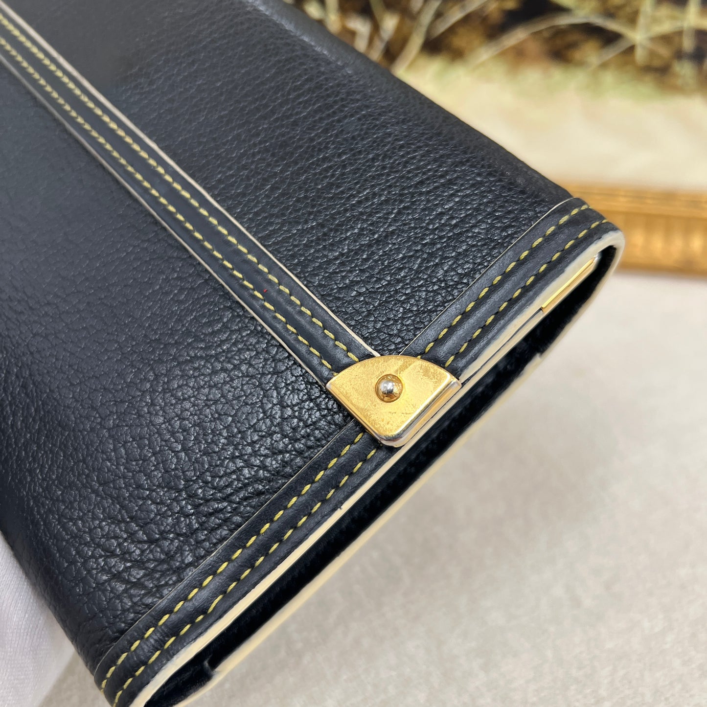 Louis Vuitton Suhali Long Wallet (Pre-Owned)