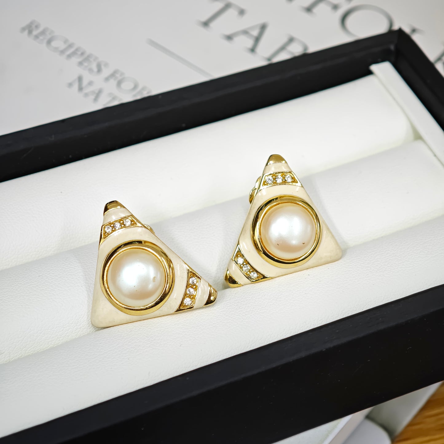 Givenchy Vintage Pearl Triangle Clip Earrings (Pre-Owned)