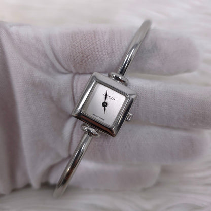 GUCCI Silver Bangle Quartz Watch (Pre-Owned)