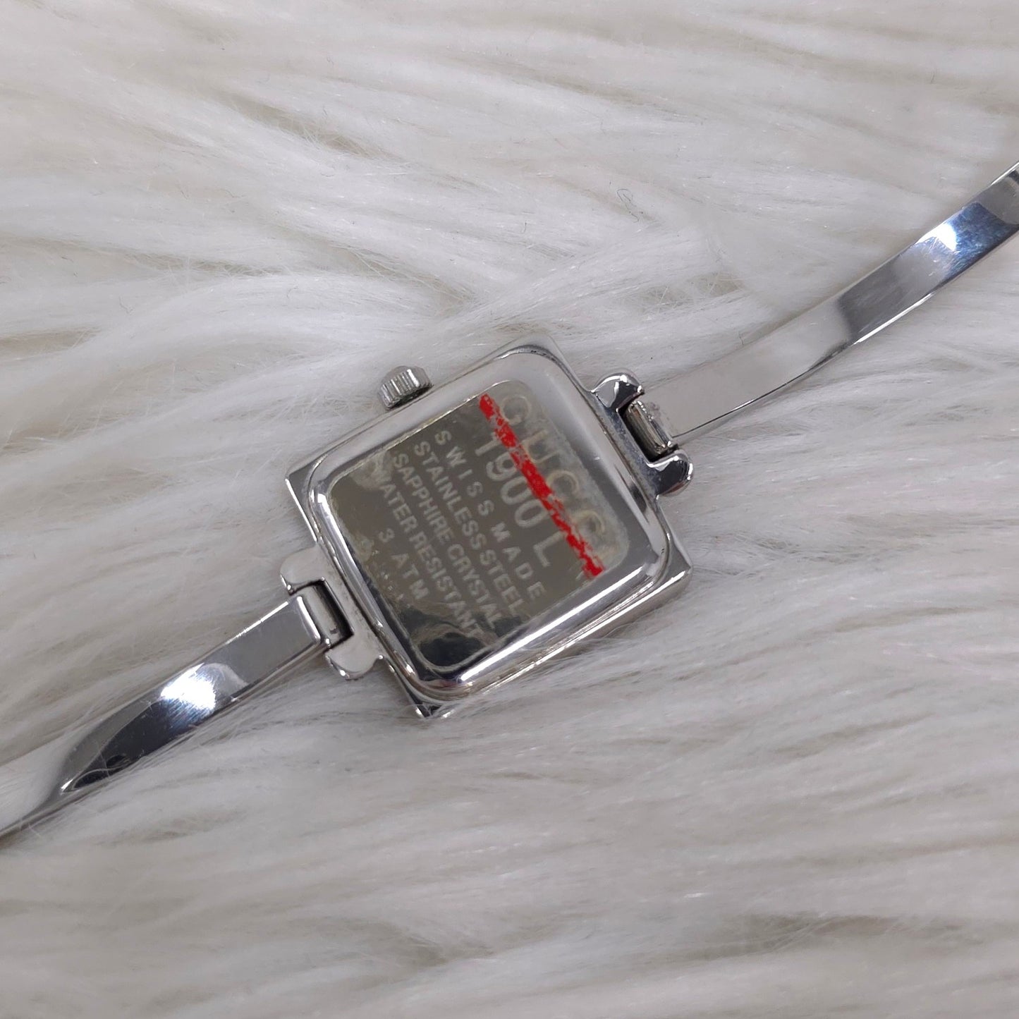 GUCCI Silver Bangle Quartz Watch (Pre-Owned)