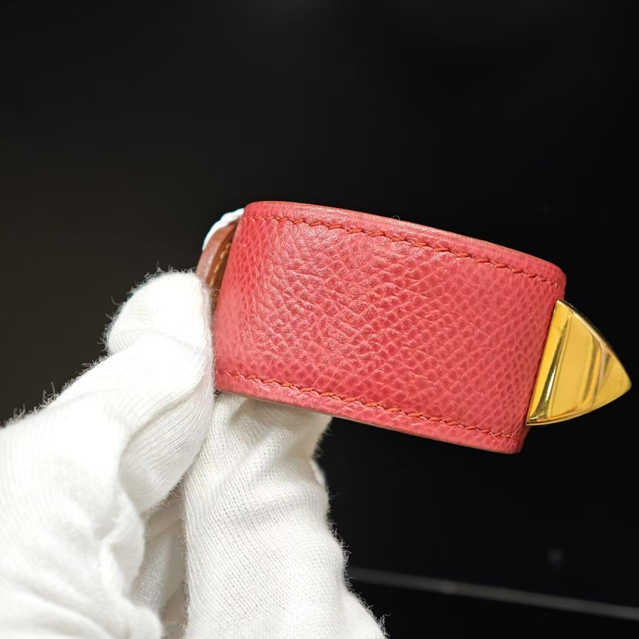 Hermès Wide Leather Bracelet (Pre-Owned)