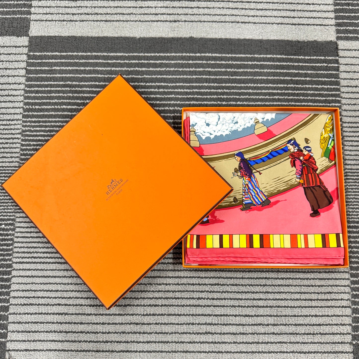 Hermès Carré 90 “Prières au Vent” Silk Scarf (Pre-Owned)