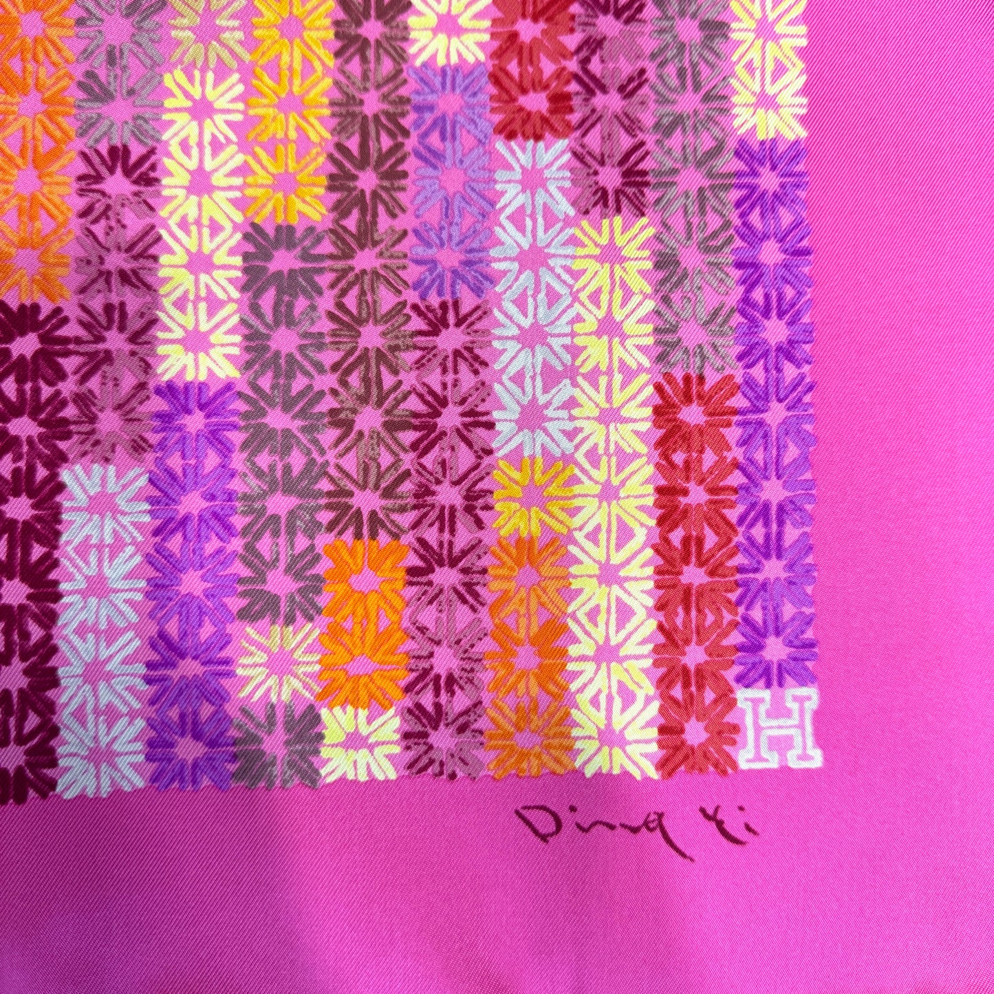 Hermès The Rhythm of China Silk Scarf (Pre-Owned)