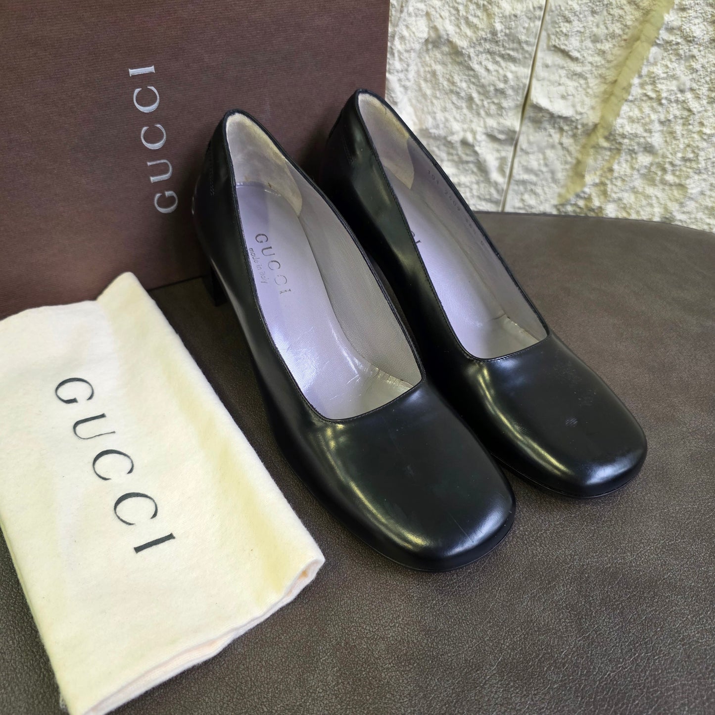 GUCCI Mid-Heel Leather Pumps (Pre-Owned)