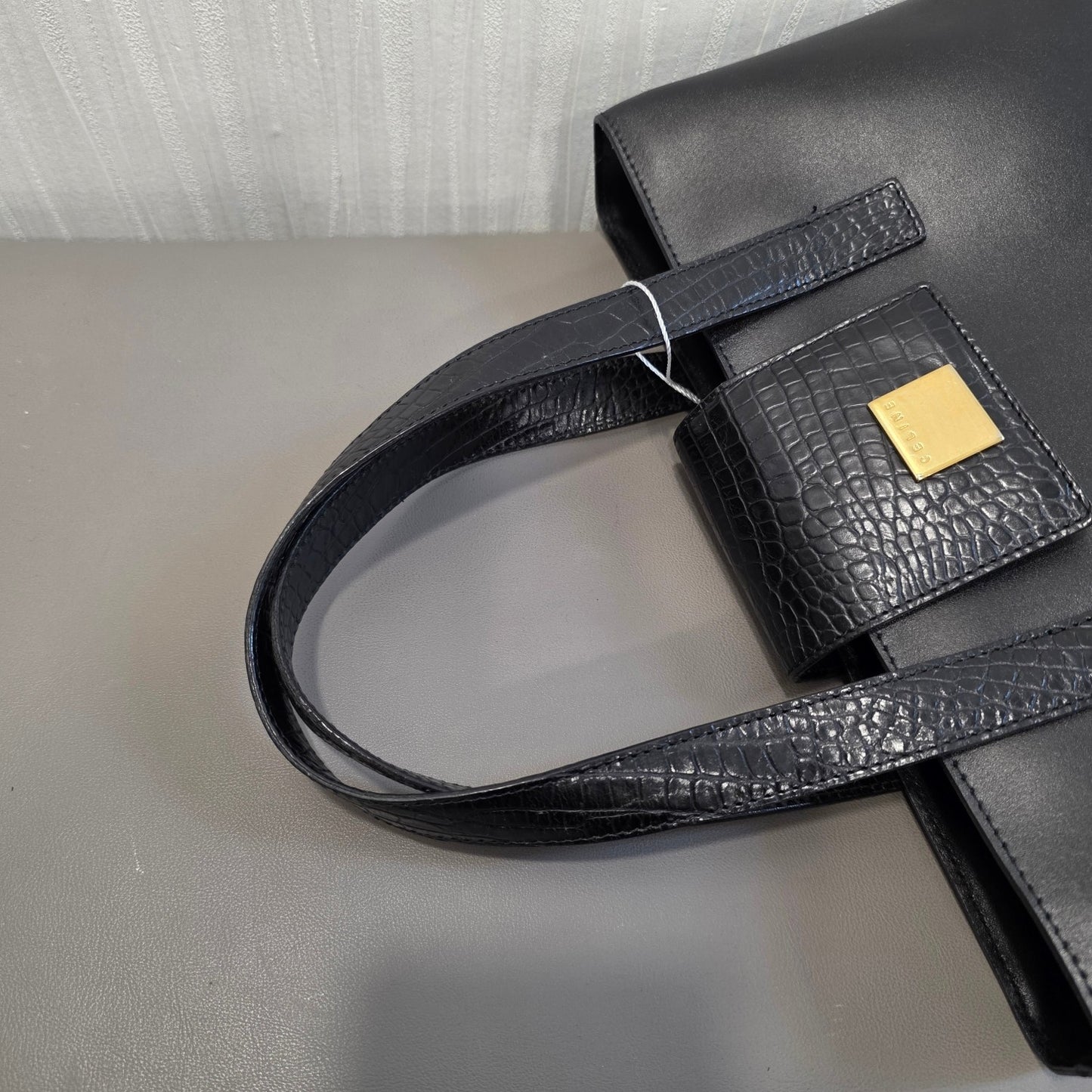 CELINE 鳄鱼纹压花皮革手提包（二手） 