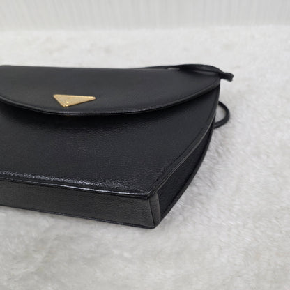 Saint Laurent 信封翻盖斜挎包（二手） 