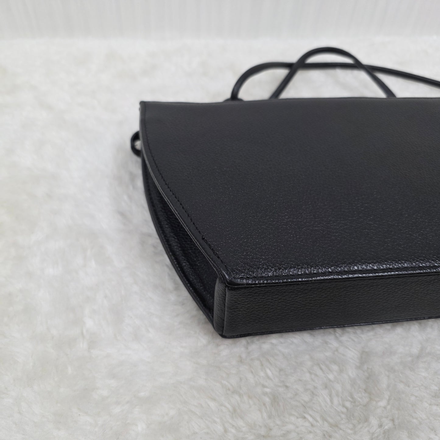 Saint Laurent 信封翻盖斜挎包（二手） 