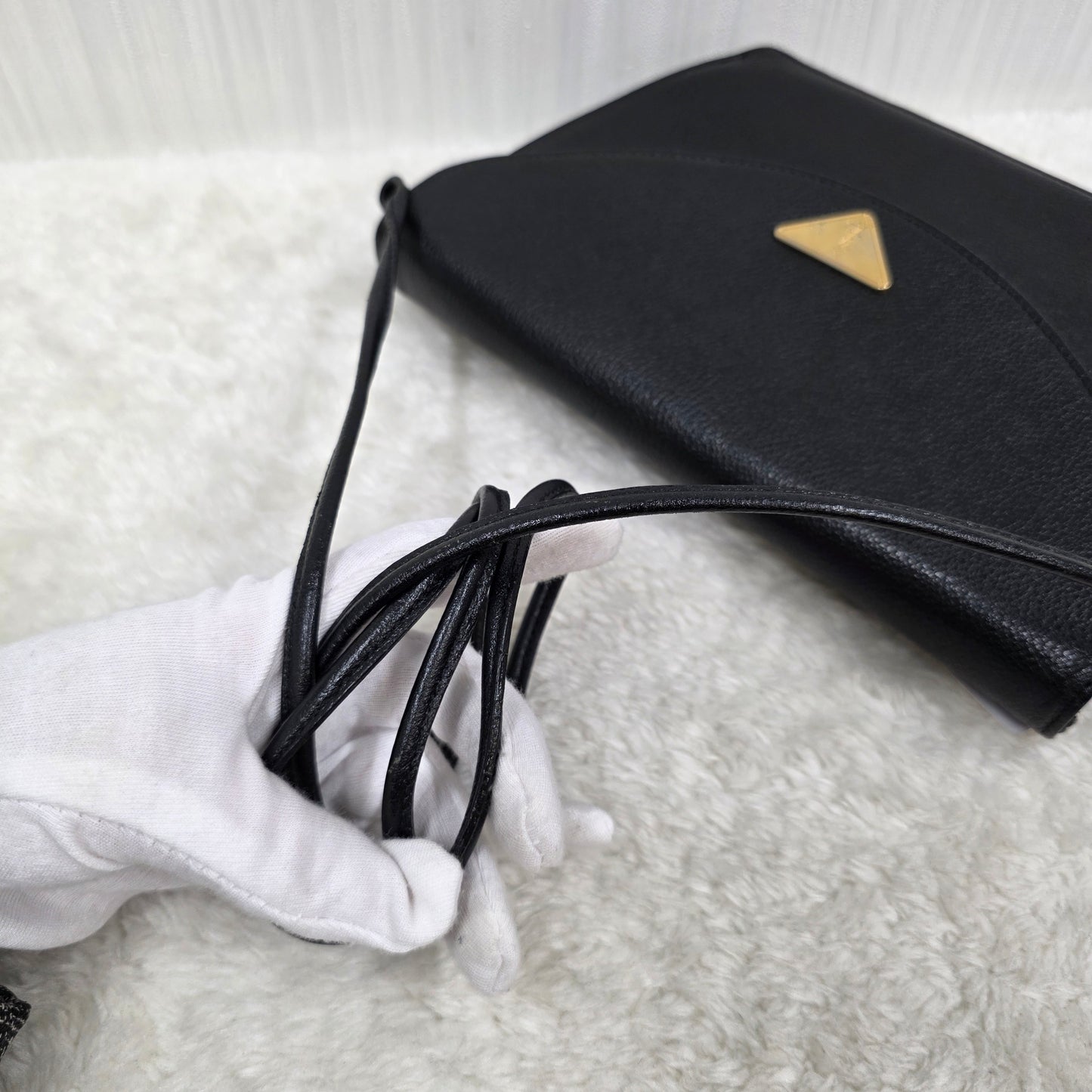 Saint Laurent 信封翻盖斜挎包（二手） 