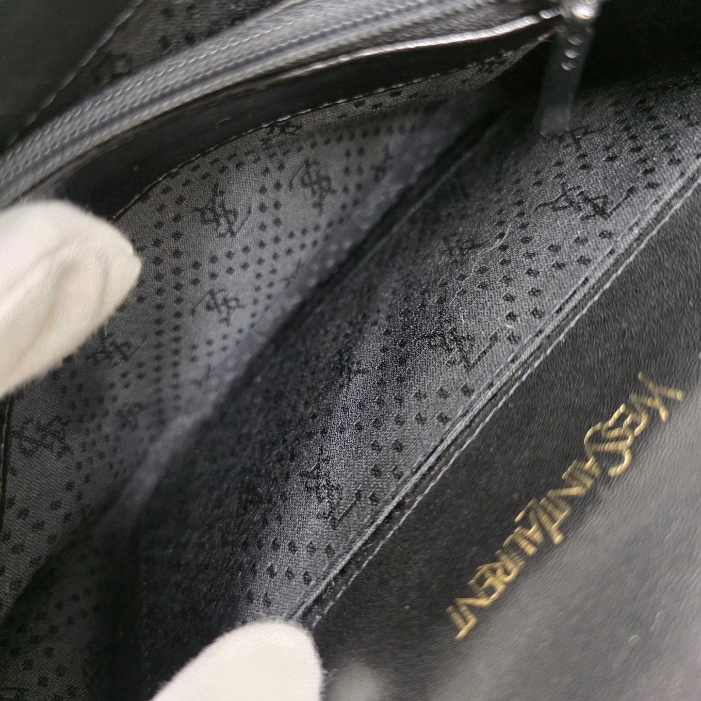 YSL Crocodile Embossed Shoulder Bag (Pre-Owned)