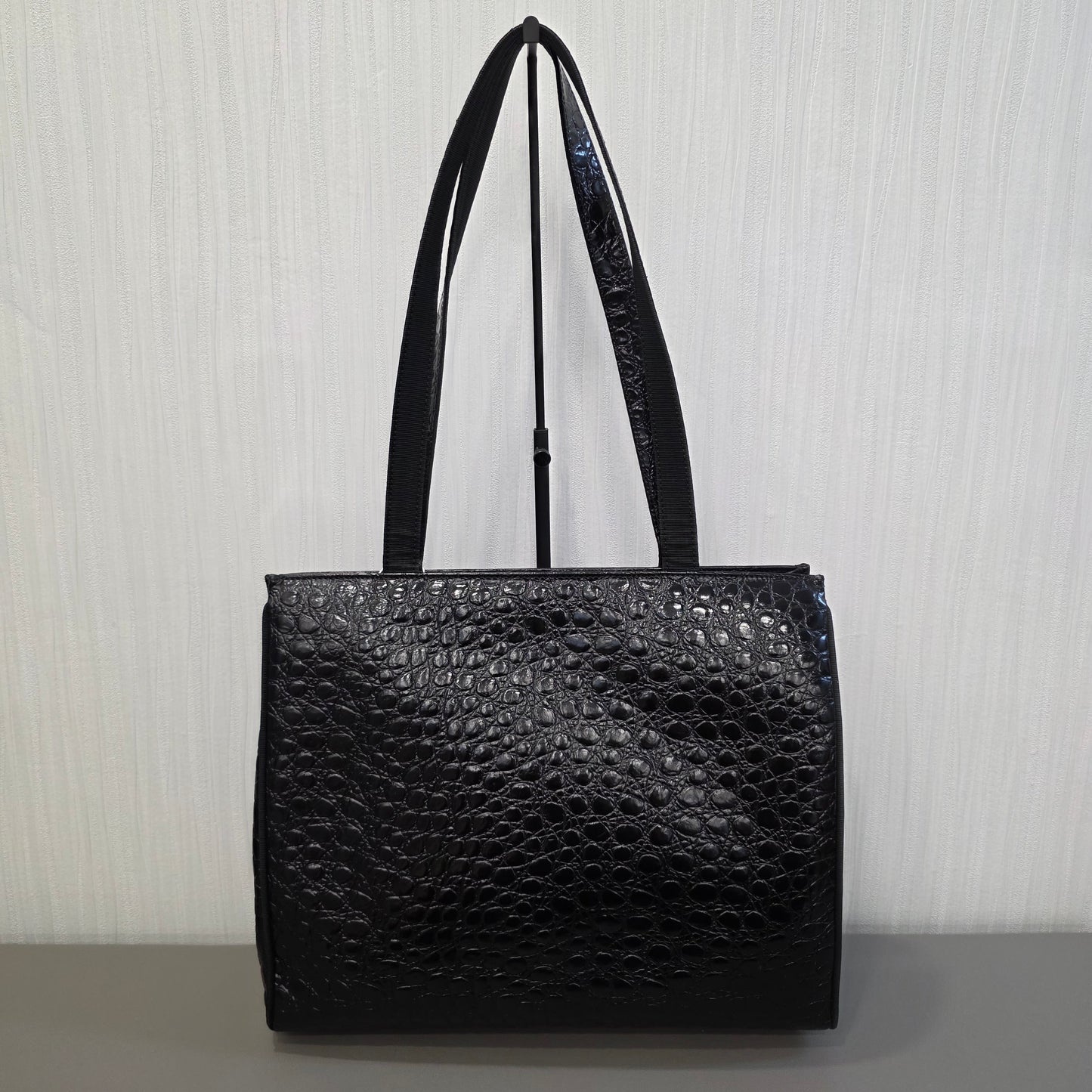 Salvatore Ferragamo Crocodile-Embossed Tote Shoulder Bag (Pre-Owned)