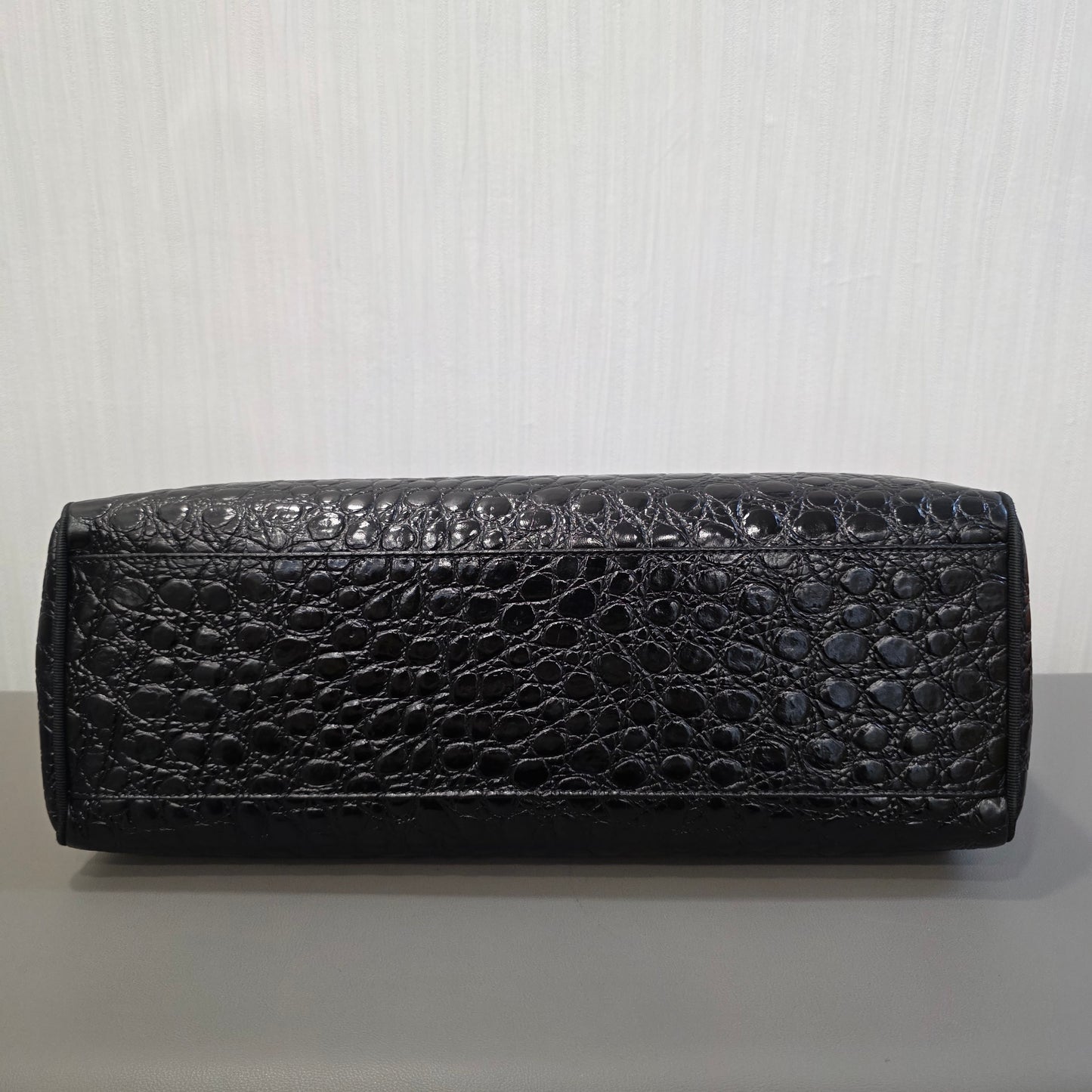 Salvatore Ferragamo Crocodile-Embossed Tote Shoulder Bag (Pre-Owned)
