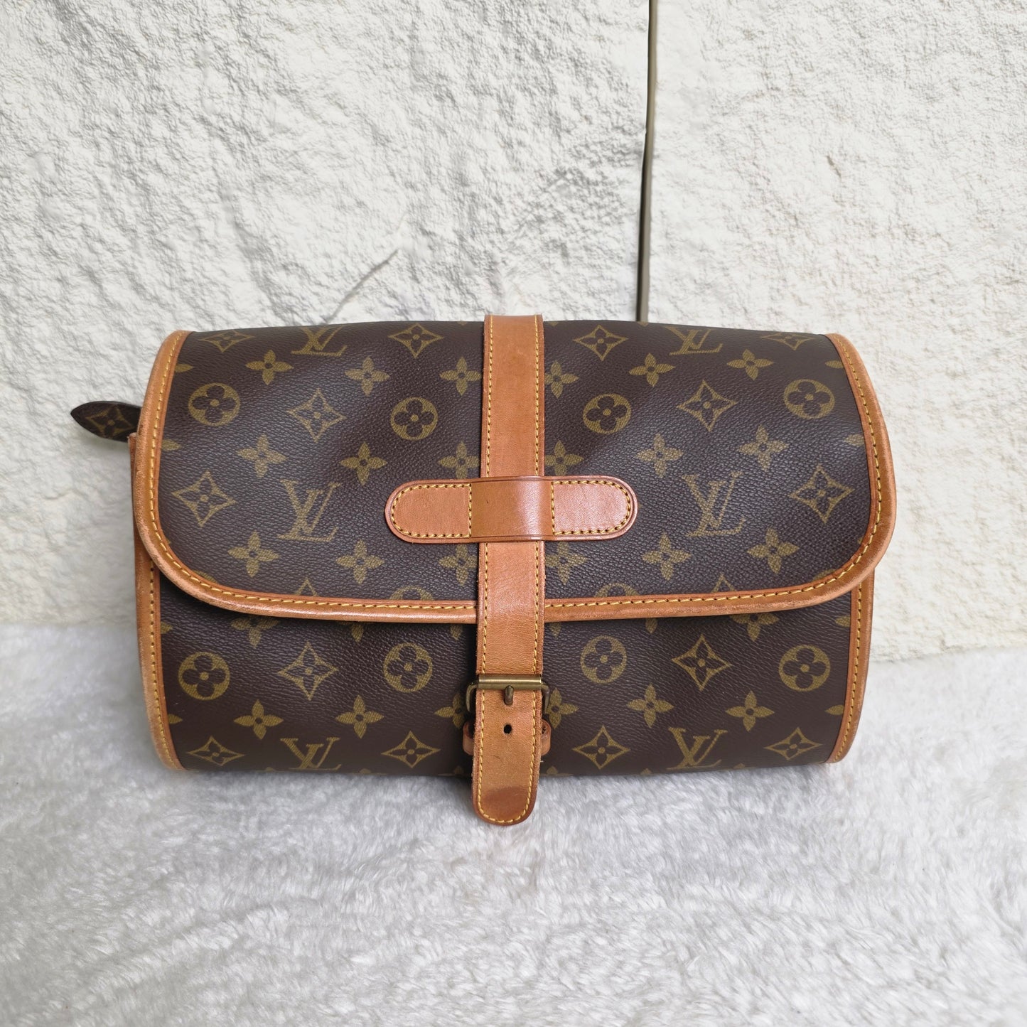 Louis Vuitton Monogram Drum Bag (Pre-owned)