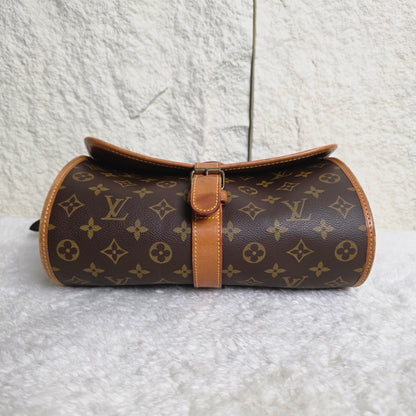 Louis Vuitton Monogram Drum Bag (Pre-owned)