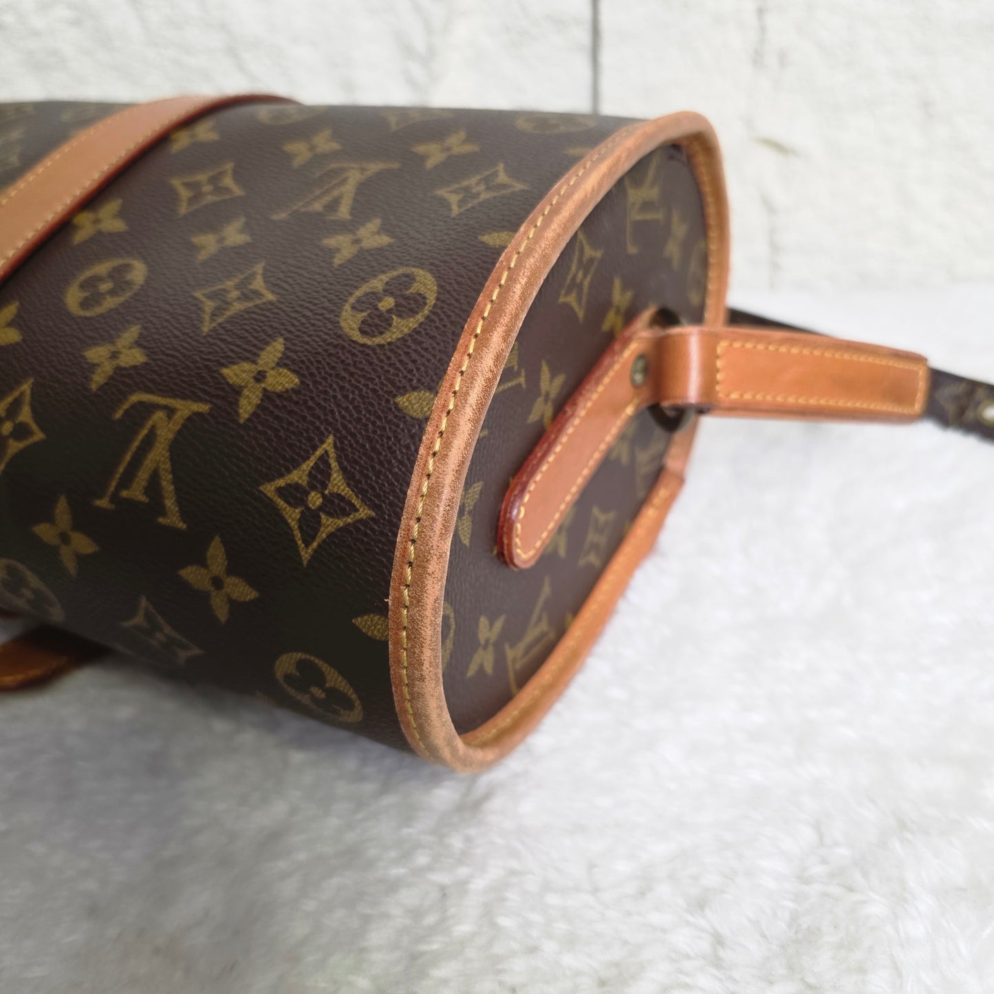 Louis Vuitton Monogram Drum Bag (Pre-owned)