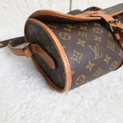 Louis Vuitton Monogram Drum Bag (Pre-owned)