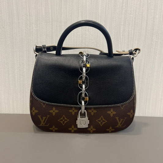 Louis Vuitton Monogram Flap Messenger / Waist Bag (Pre-owned)