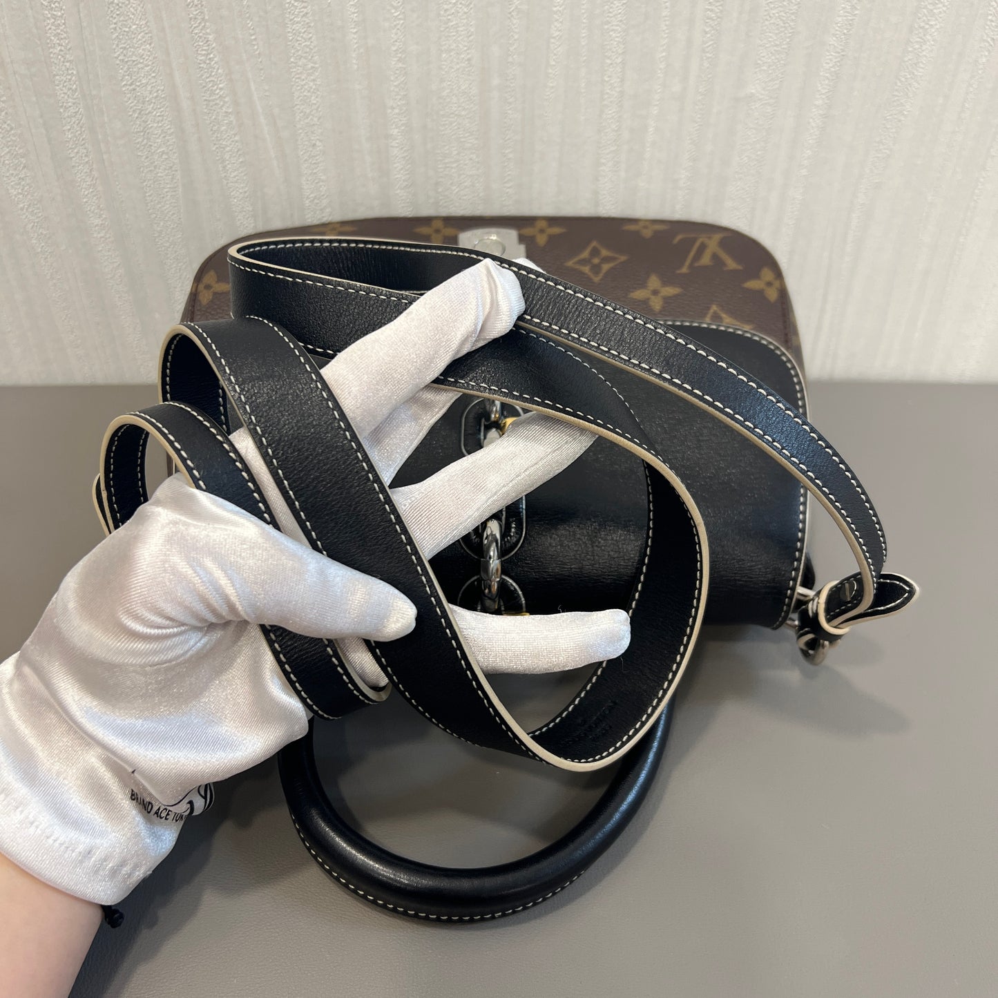 Louis Vuitton Monogram Flap Messenger / Waist Bag (Pre-owned)
