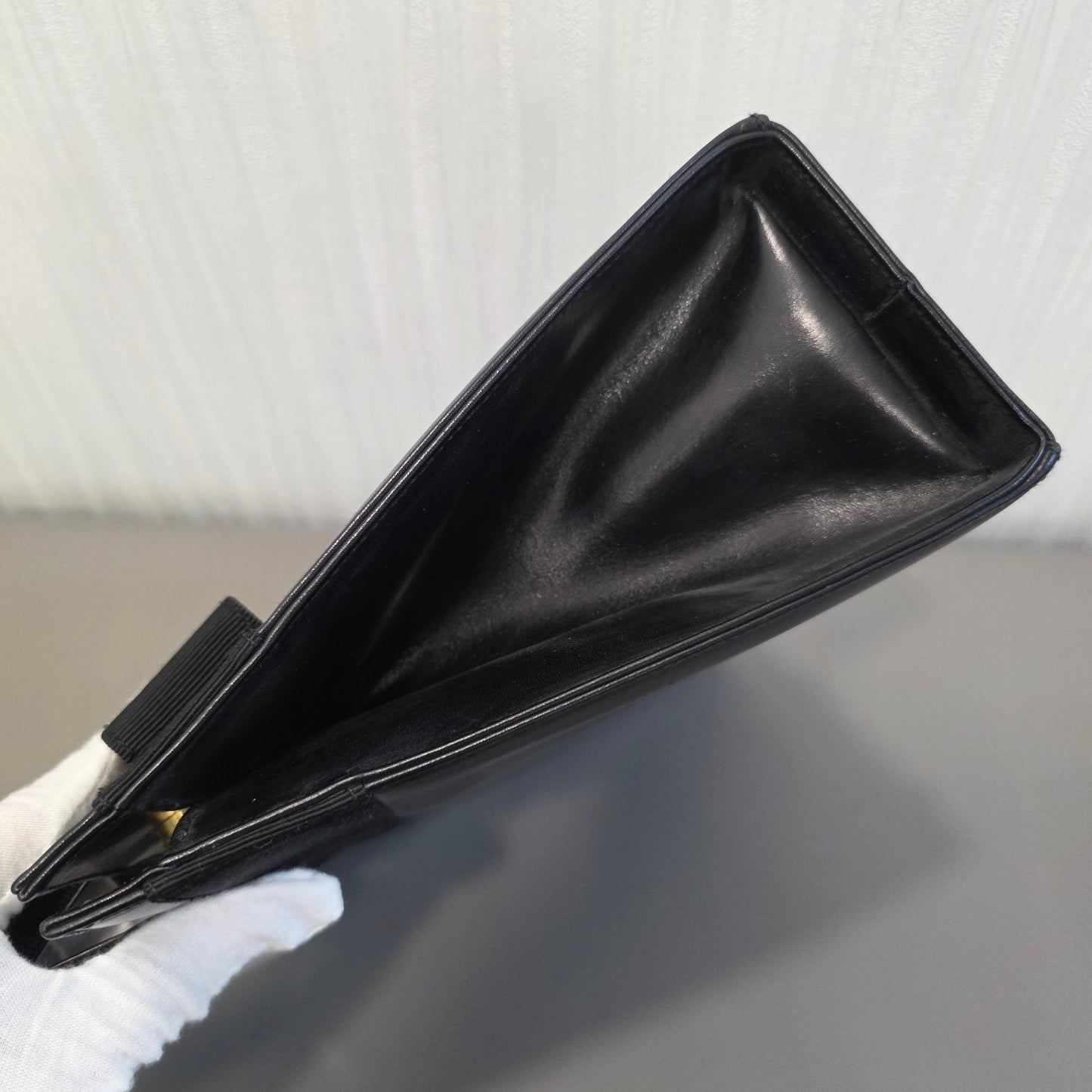 Salvatore Ferragamo Vara Bow Top Handle Bag Black (Pre-owned)