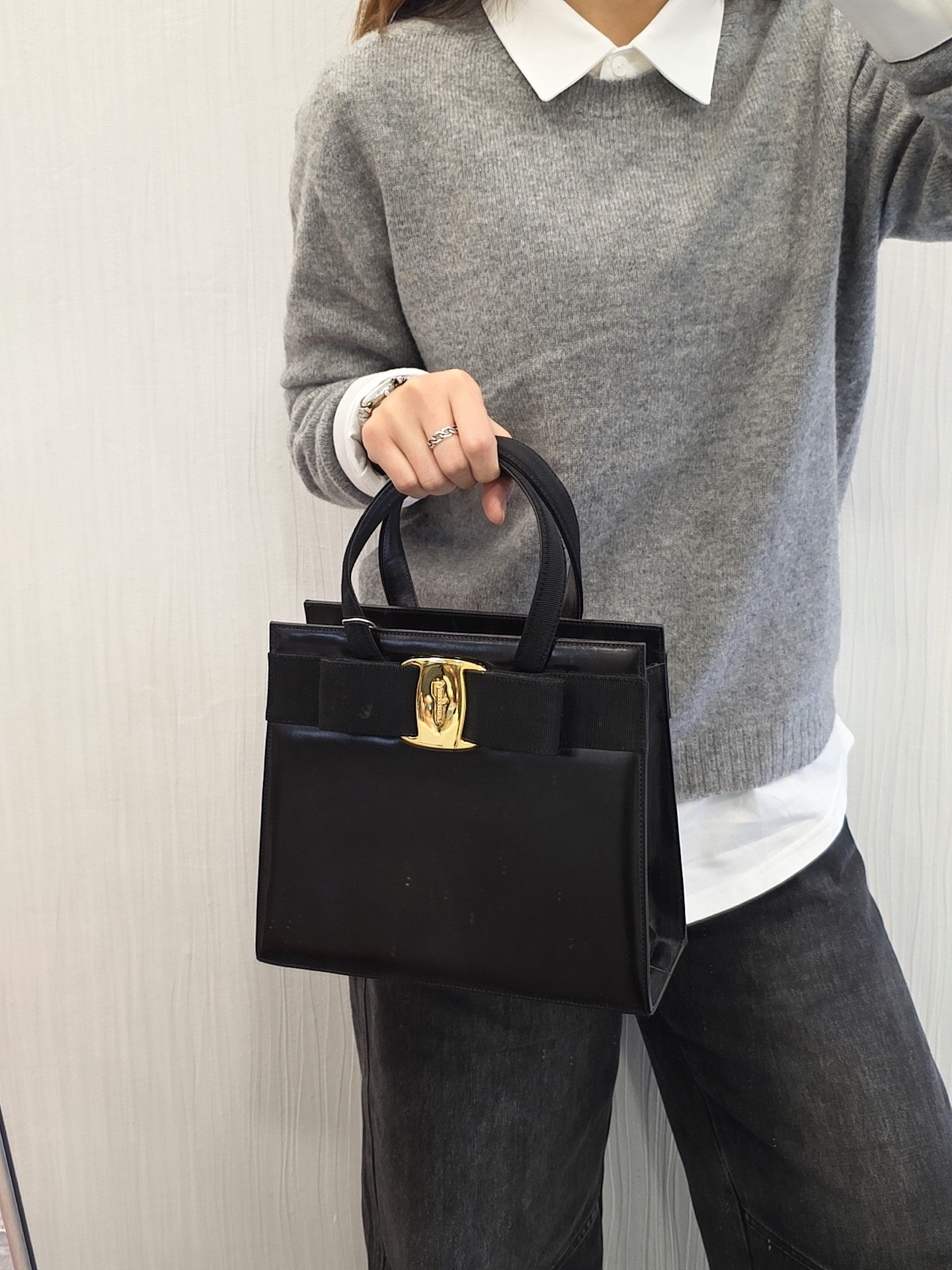 Salvatore Ferragamo Vara Bow Top Handle Bag Black (Pre-owned)
