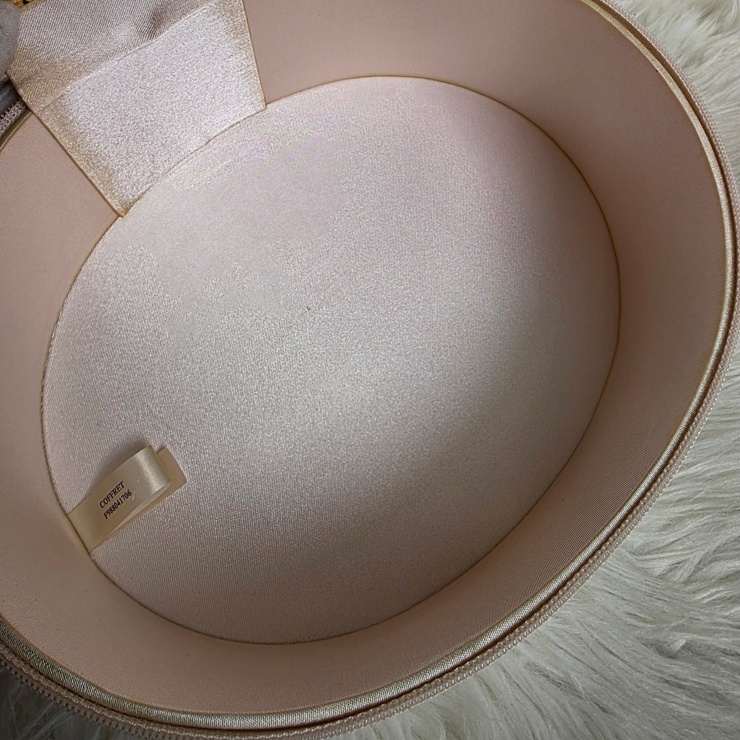 Dior Miss Dior Chérie Oval Vanity Case Cosmetic Pouch (Pre-owned)