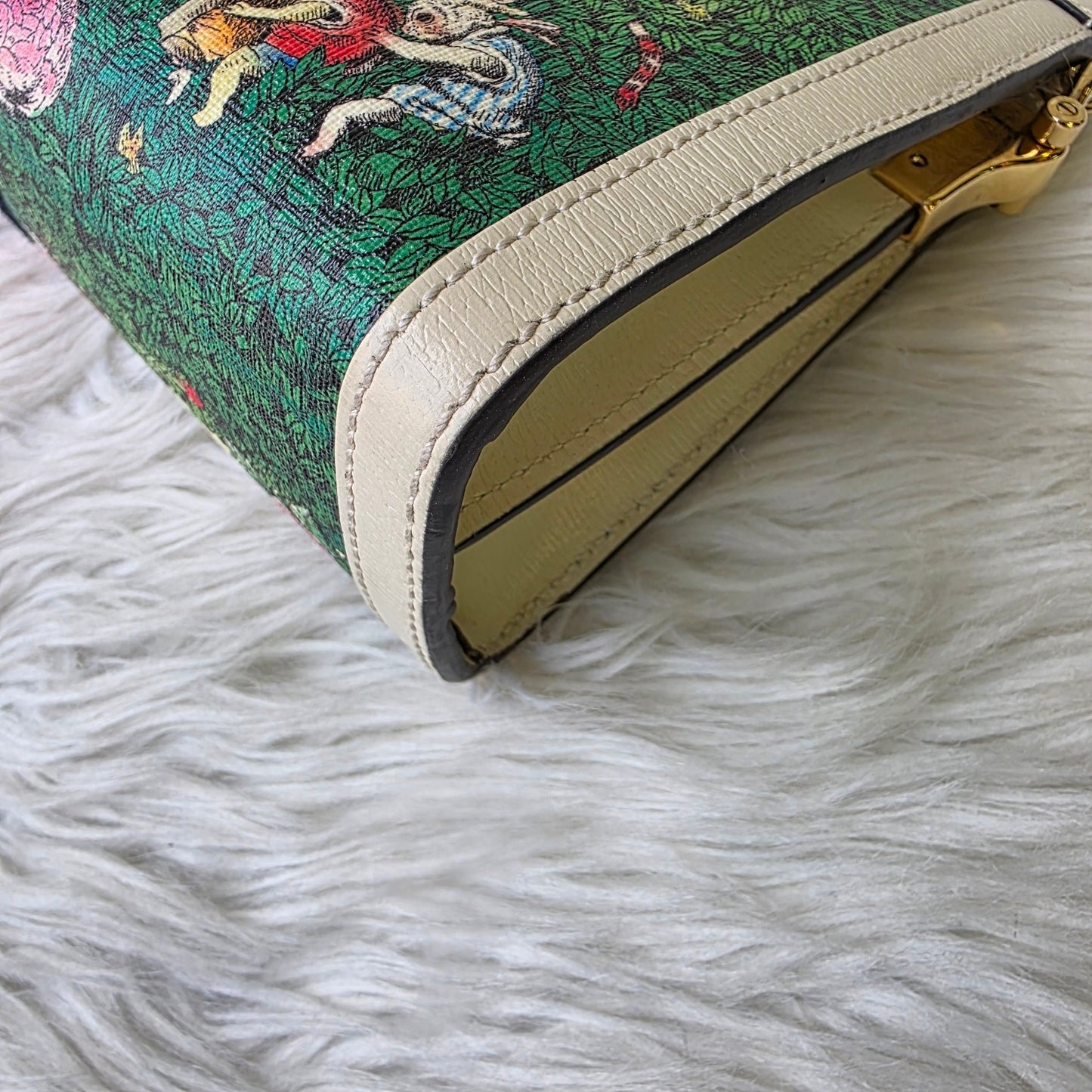 GUCCI GG Supreme Tian Yuko Higuchi Collaboration Shoulder Bag (Pre-Owned)