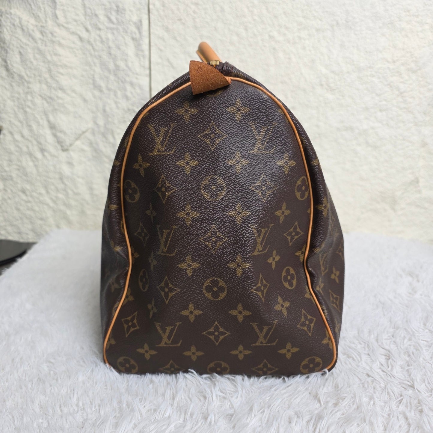 Louis Vuitton Keepall 45 Monogram Canvas Travel Bag (Pre-Owned)