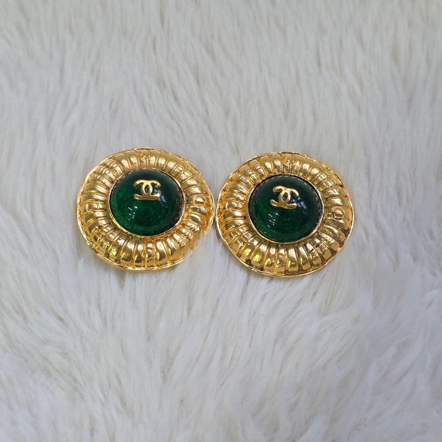 Chanel Vintage Gold-Tone Textured CC Clip-On Earrings (Pre-Owned)