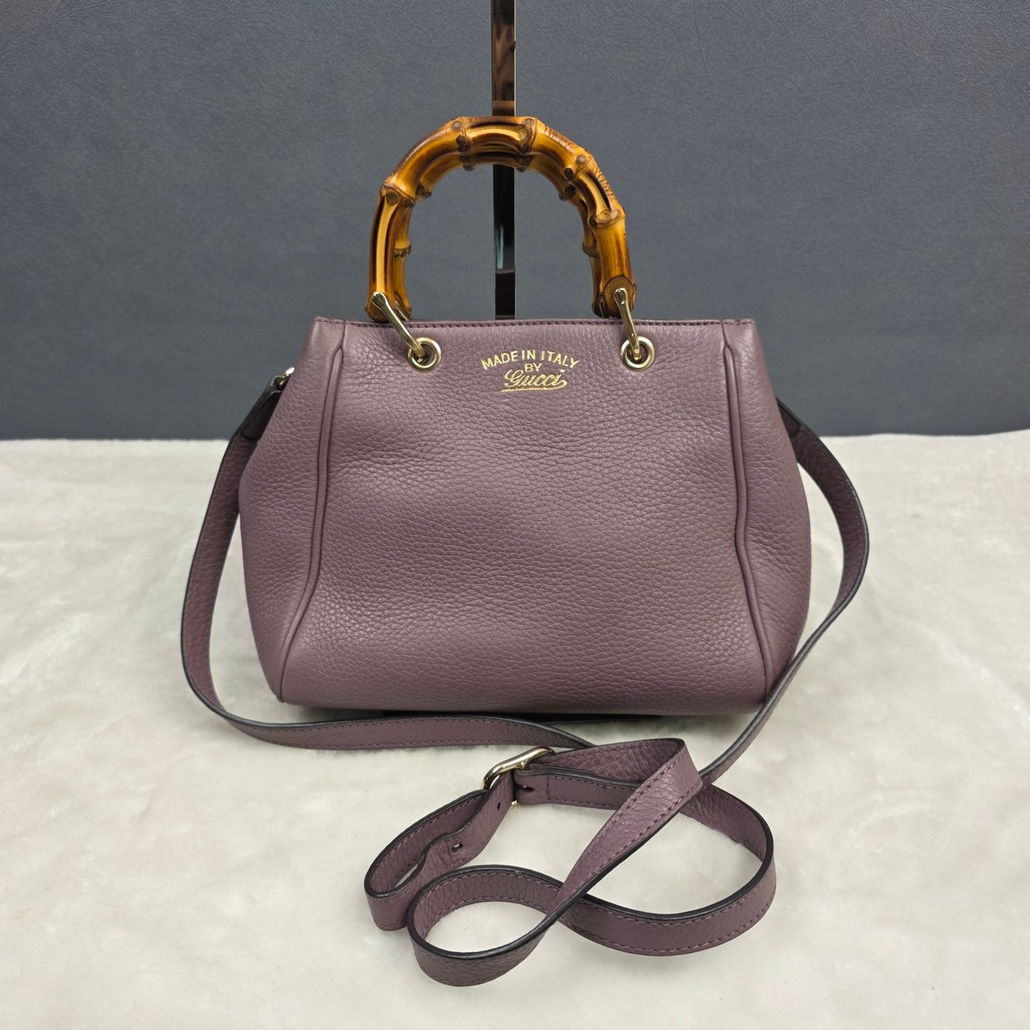 Gucci Bamboo Handle Pebbled Leather Top Handle Bag (Pre-Owned)
